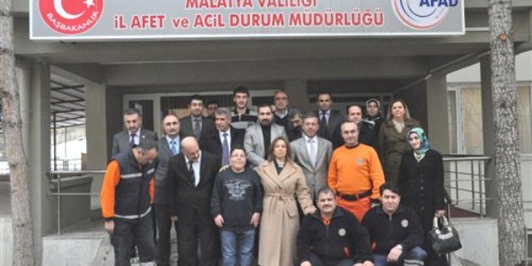 Milletvekili Çalık, AFAD'ı ziyaret etti