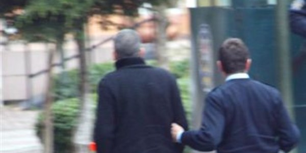 İstanbul'da otomatik tüfekle ava çıktı