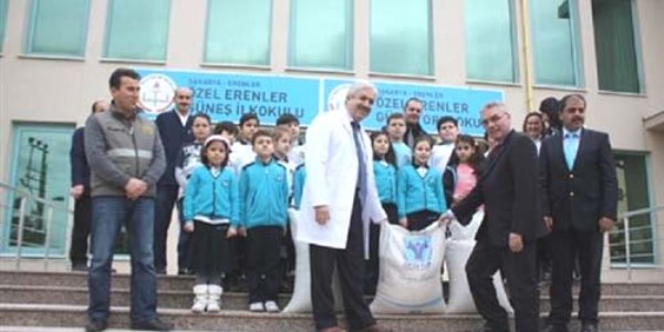 Sakaryalı öğrencilerden örnek davranış