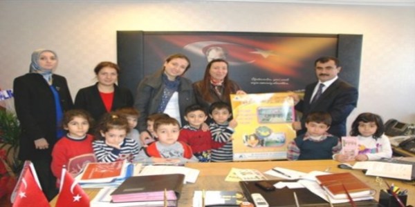 Minik öğrencilerden İlci'ye ziyaret