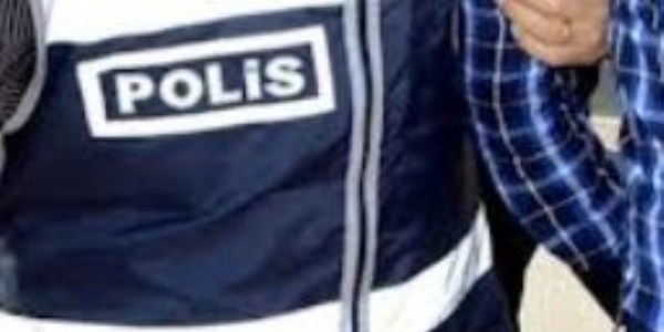 Eşine sarkıntılık ettiği kişiyi öldürüp, cesedini uçuruma atmış