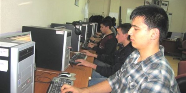 Hisarcık'ta on parmak f klavye kursu açıldı
