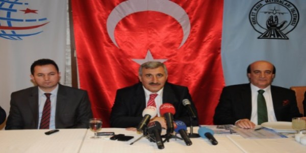 Atatürk Havalimanı'ndan 130 milyon yolcu geçti