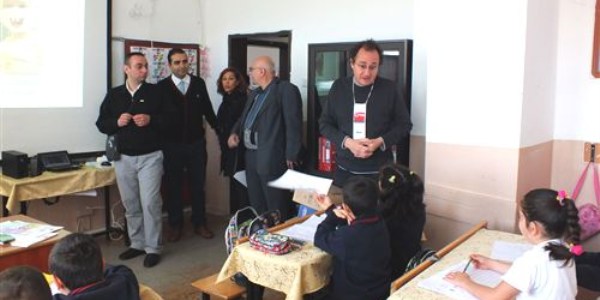 Çankaya'da ilkokul öğrencilerine diş sağlığı eğitimi