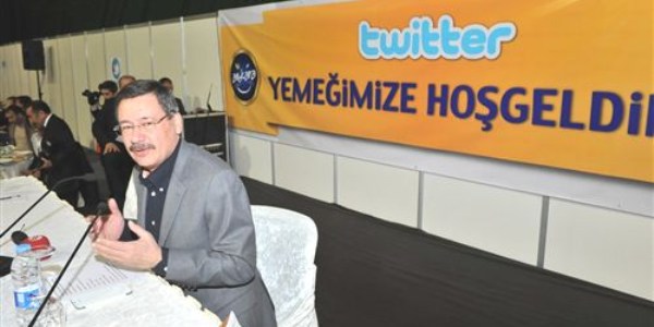 Başkan Gökçek, 400 twitter takipçisi ile buluştu