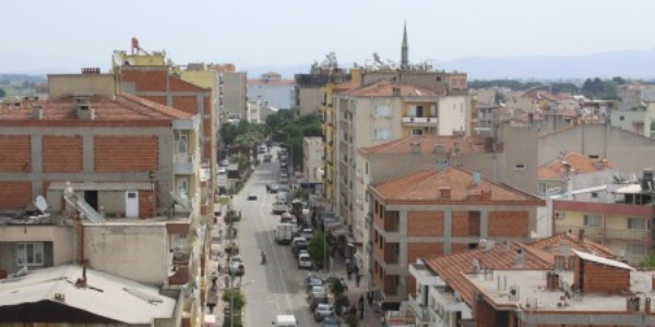 Saruhanlı'nın nüfusu 204 kişi azaldı