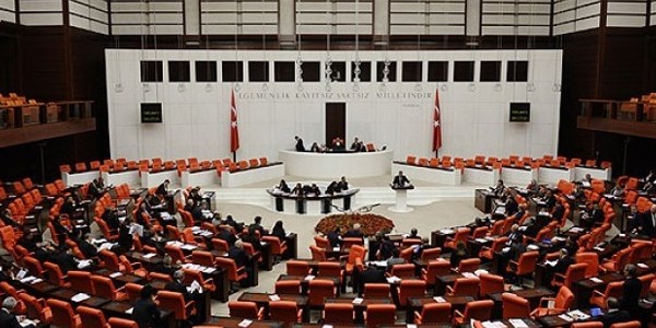 TBMM Başkanlığı'na 15 bin yazılı soru önergesi sunuldu