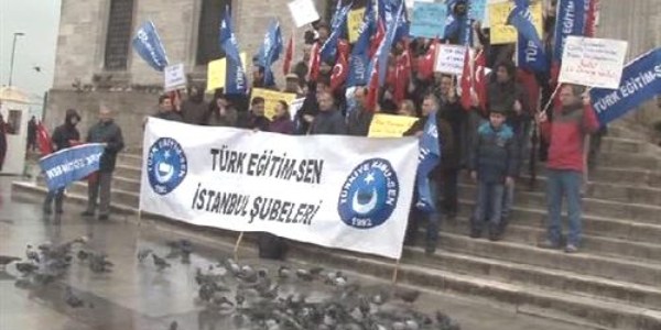 Atama bekleyen öğretmenlerden yemli eylem