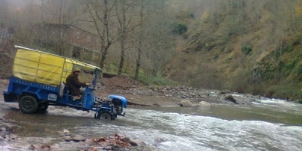 Köprüsü yok, çilesi çok