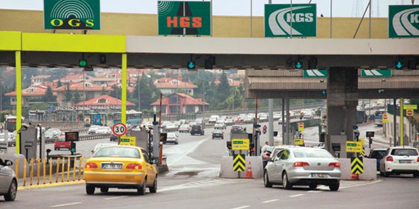HGS'ye geçişte son gün yoğunluğu