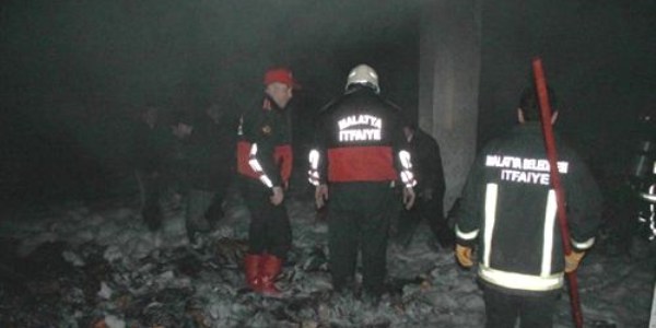 Kayısı fabrikasında korkutan yangın