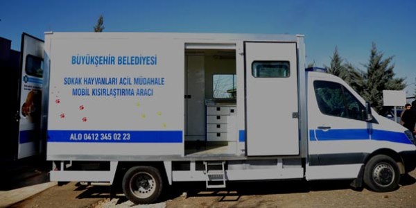 Diyarbakr Bykehir Belediyesi'ne hayvan ambulans alnd