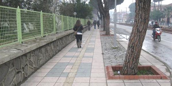 Ödemiş'te kaldırım ve yollar pırıl pırıl oldu