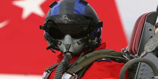 Son 1 ayda 110 savaş uçağı pilotu istifa etti iddiası