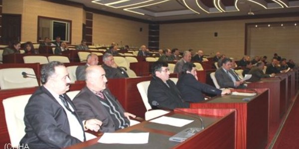 Erzurum İl Genel Meclisinde üniversite ve sanayici işadamlarının işbirliği görüşüldü