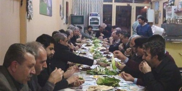 Çelikhanlılar dernekte bir araya geldi