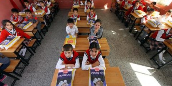 Dersler ve müfredat internete taşınıyor