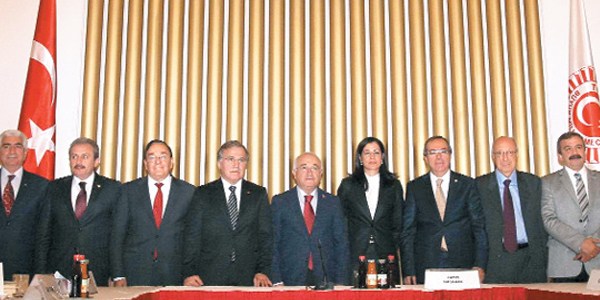 Kamuda başörtüsüne MHP karşı çıktı