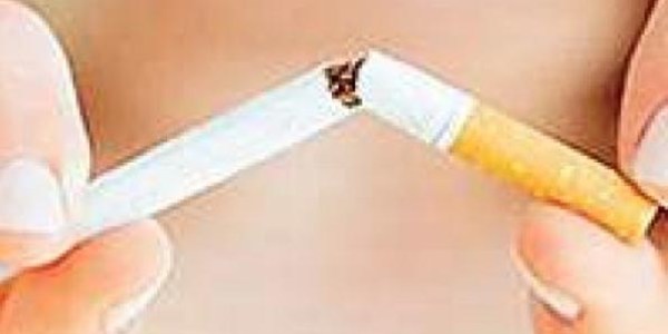 Bu ilçedeki mülki amirler birlikte sigarayı bıraktı