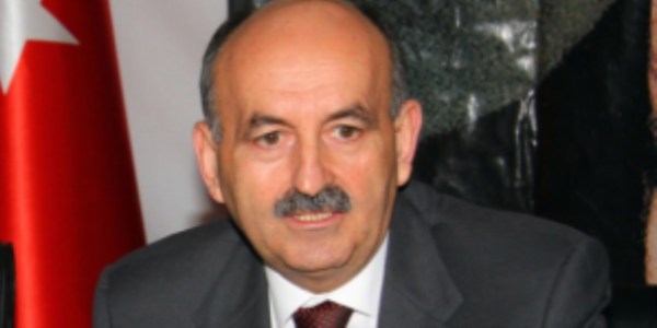 Müezzinoğlu: Türkiye'nin 30 bin hekime ihtiyacı var