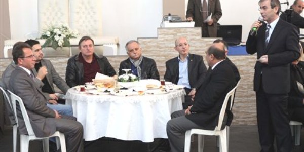 Başkan Karabağ, geleneksel kahvaltı etkinliğine katıldı