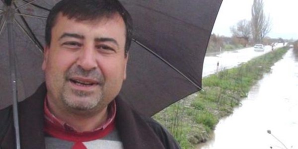 Ödemiş'te yağışla yollar kanala, tarlalar göle döndü
