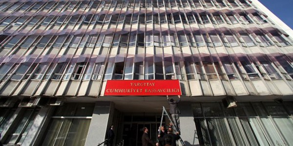 Yargıtay, vatandaşla arasındaki duvarları kaldırdı