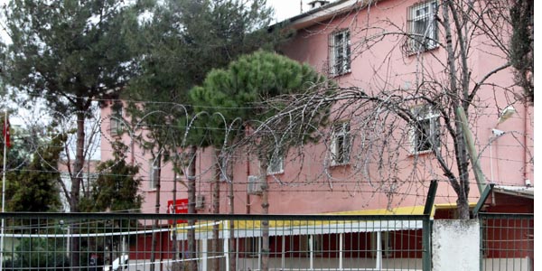 Yurtta intihar girişimi