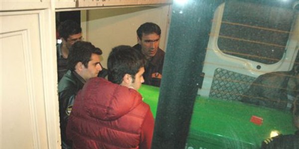 Kazada ölen pilot'un cenazesi Adana'da