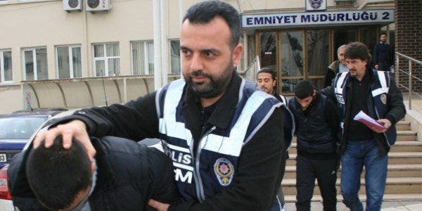 Yüksekova'da terör operasyonu: 7 gözaltı