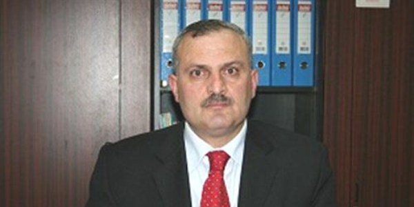 Seyyar balıkçı, Zabıta Müdürü'nü bıçakladı