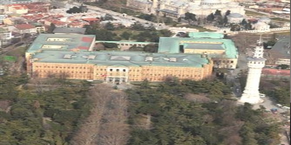 İstanbul Üniversitesi rektörlük binası restorasyonu havadan görüntülendi