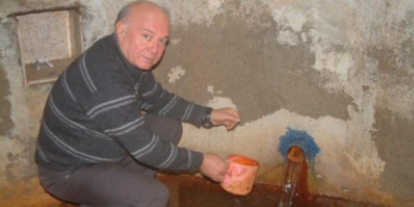 Uyuz ılıcası ilgi odağı oldu