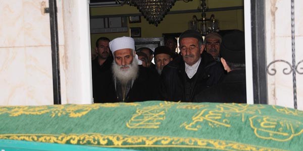 Öldürülen taksici toprağa verildi