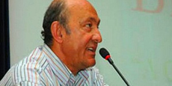 Başörtülüyü derse sokmayan profesör hapis yatacak