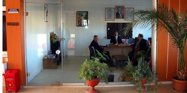 Merkez Anadolu Lisesi idaresinden 'şeffaf' odalar