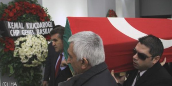 Tekin Akmansoy için tören düzenlendi