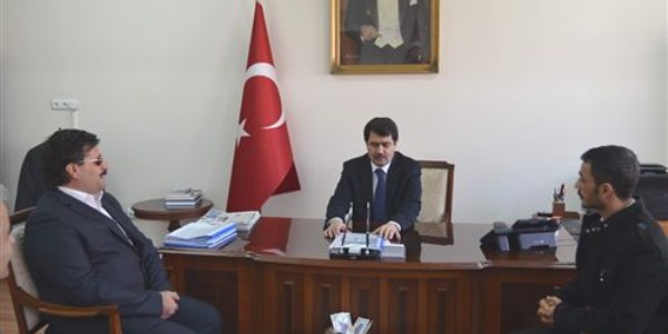Engelli derneklerinden Vali Vasip Şahin'e ziyaret