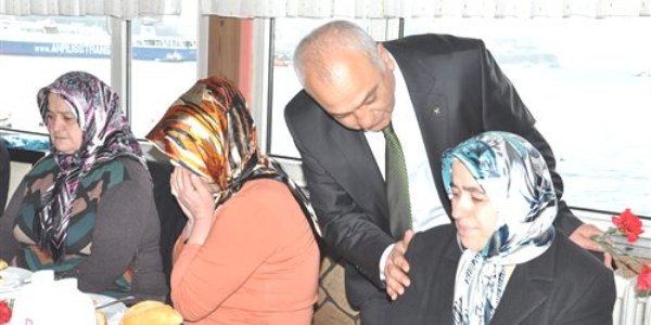 TMMOB Zonguldak İl Koordinasyon Kurulu kadın komisyonu, şehit aileleriyle bir araya geldi