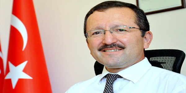 Polisler emniyet kemeri takmada örnek olacak