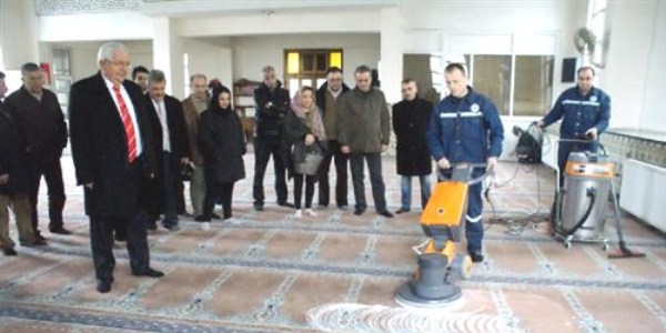 Camilerin temizliğini belediye yapacak