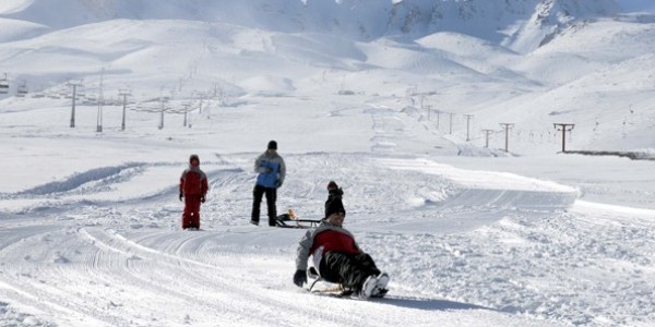 Erciyes'te kar kalnl zirve yapt