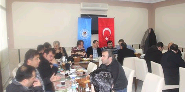 Alaplı Eğitim-Bir Sen'den kaynaşma kahvaltısı