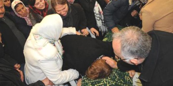 Sel kurbanı minik ırmak, gözyaşlarıyla toprağa verildi