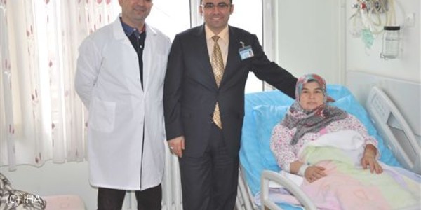 Sırt ve bel ağrısı ile gitti, omuriliğinde tümör çıktı