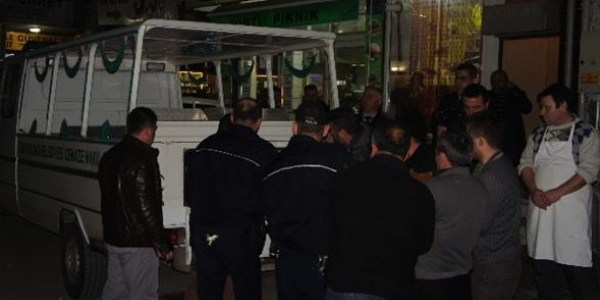 Ecel kahvehanede yakaladı