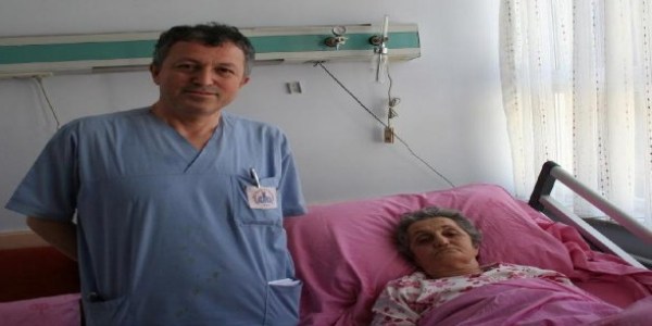 Karnından 7 kilo kitle çıktı