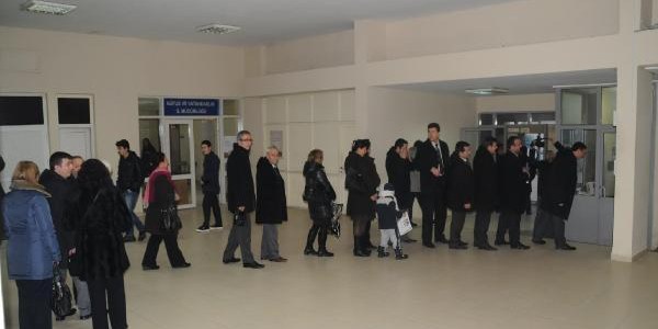 Valilikte yüz tanıma sistemi kuyruğu