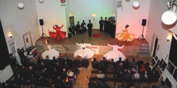Eski Ermeni Kilisesi'nde sema gösterisi