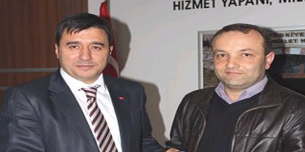 Sigarayı bıraktılar, gömlekle kravatı kazandılar